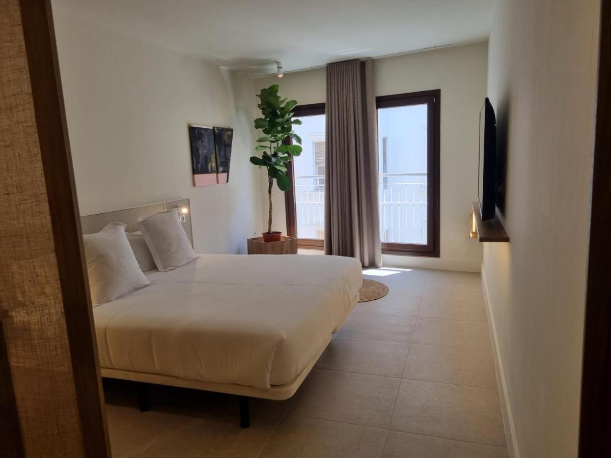 Reina Victoria Velazquez Lejlighedshotel Alicante Eksteriør billede