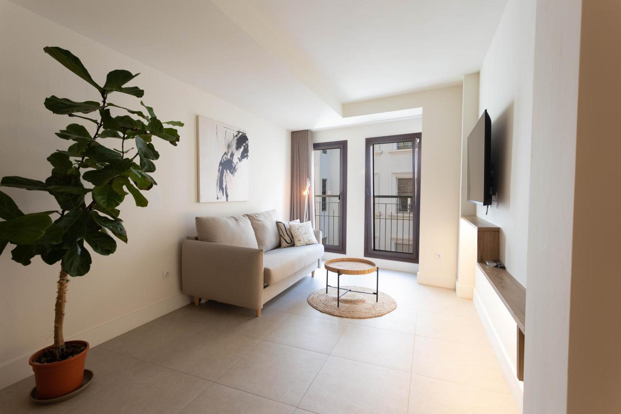 Reina Victoria Velazquez Lejlighedshotel Alicante Eksteriør billede