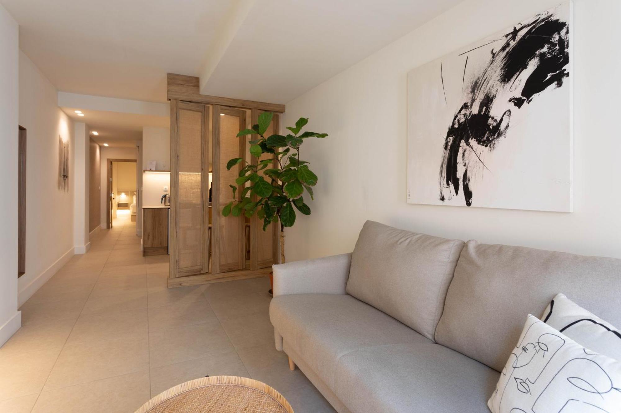 Reina Victoria Velazquez Lejlighedshotel Alicante Eksteriør billede