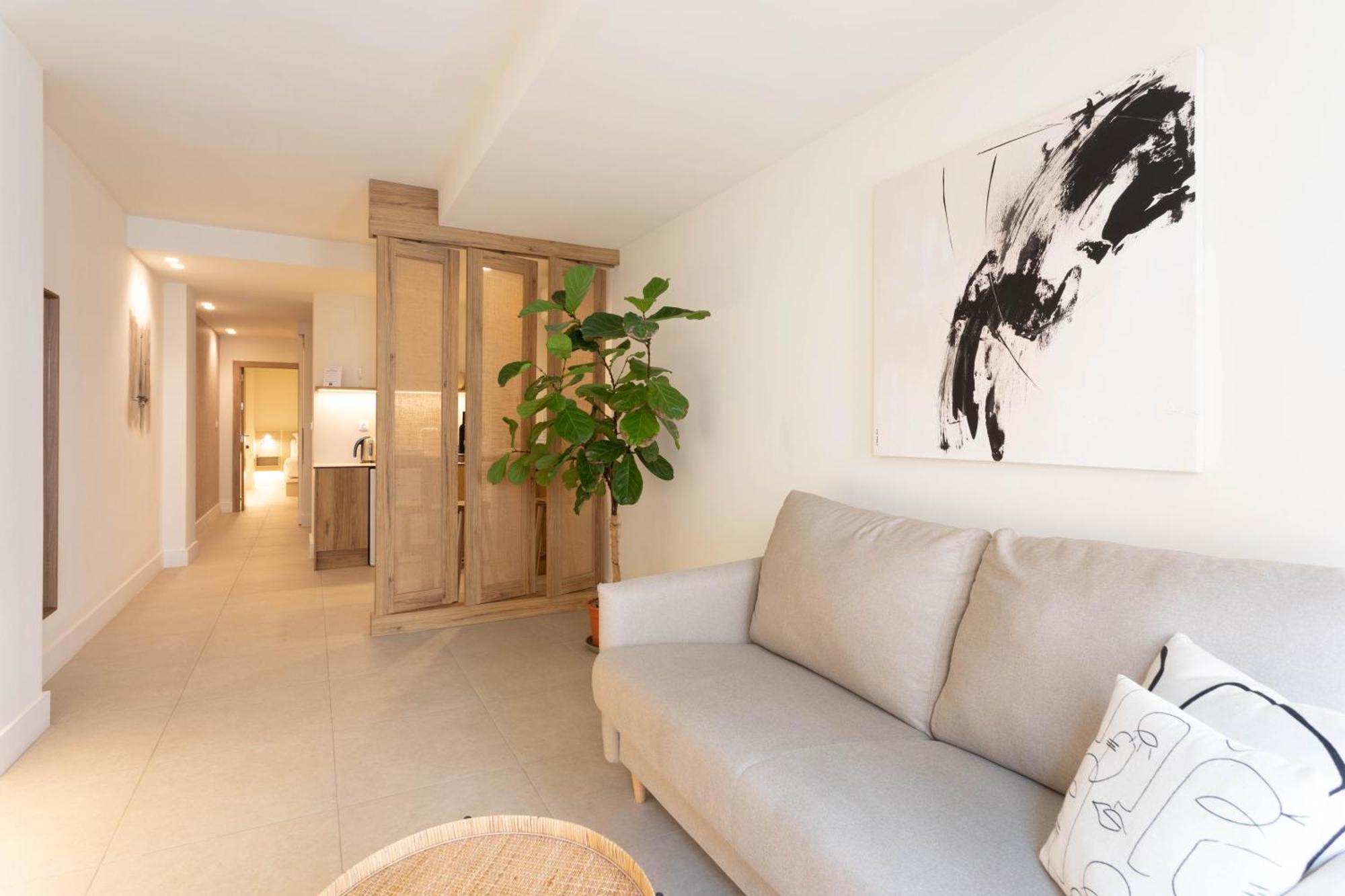 Reina Victoria Velazquez Lejlighedshotel Alicante Eksteriør billede