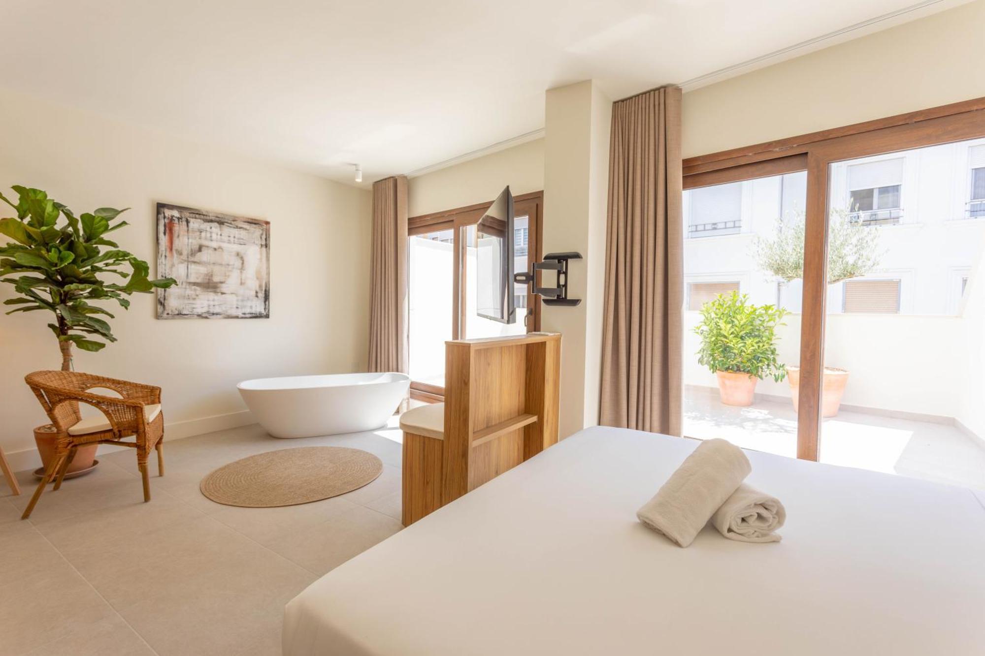 Reina Victoria Velazquez Lejlighedshotel Alicante Eksteriør billede