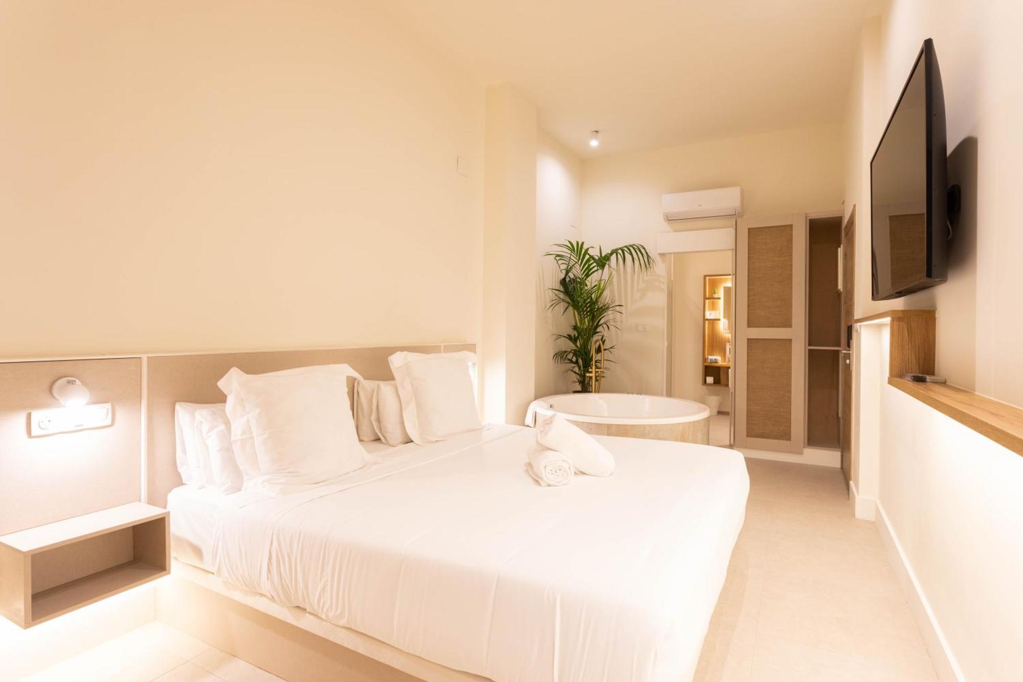 Reina Victoria Velazquez Lejlighedshotel Alicante Eksteriør billede