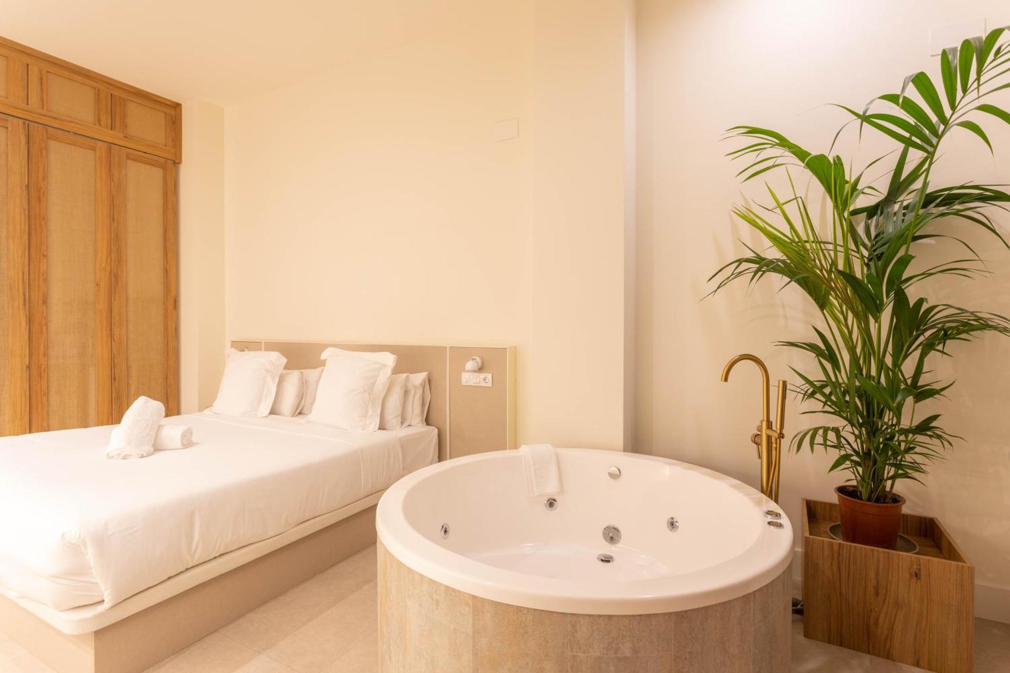 Reina Victoria Velazquez Lejlighedshotel Alicante Eksteriør billede